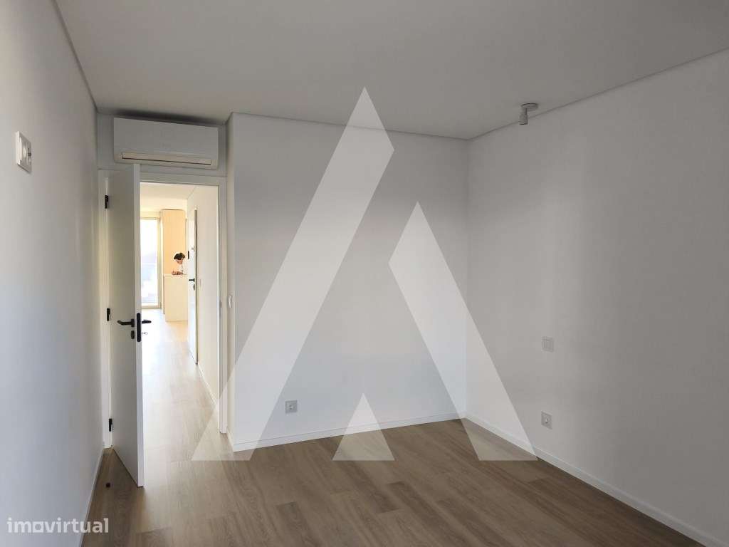 Apartamento T2 novo - Praia da Barra.-18