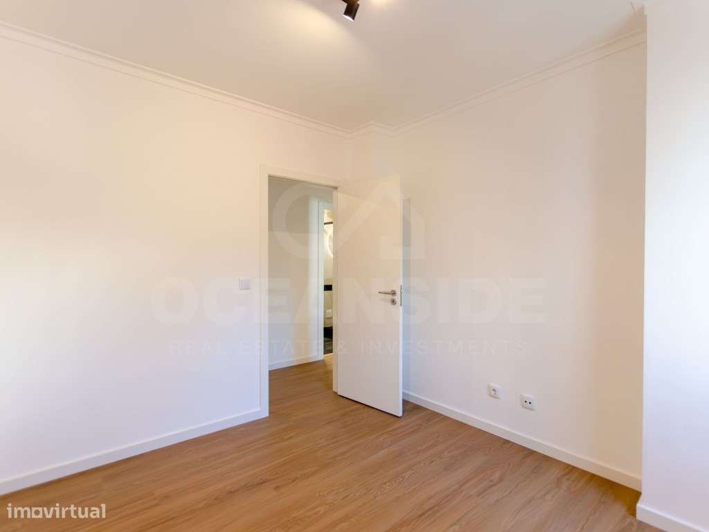 Apartamento T2 totalmente remodelado, com lareira e arrecadação-16