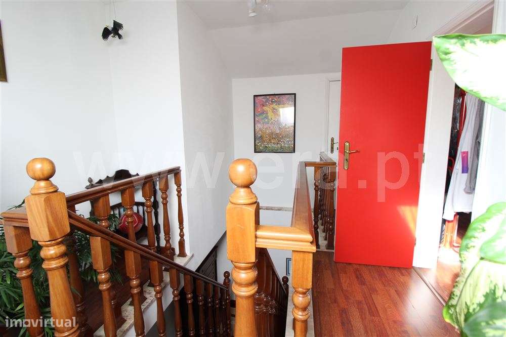 Moradia Geminada T3, Venda-32