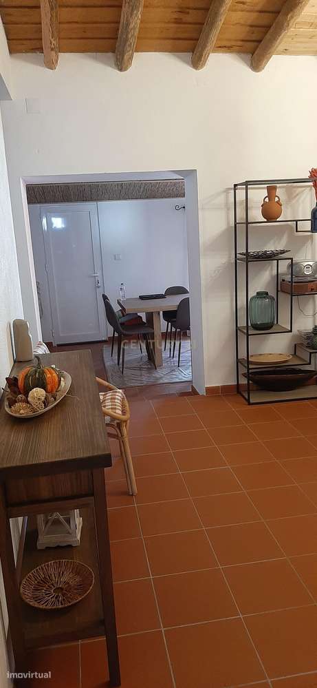 Oportunidade no coração do Alentejo! Moradia térrea T4 em Safara! Uma-29