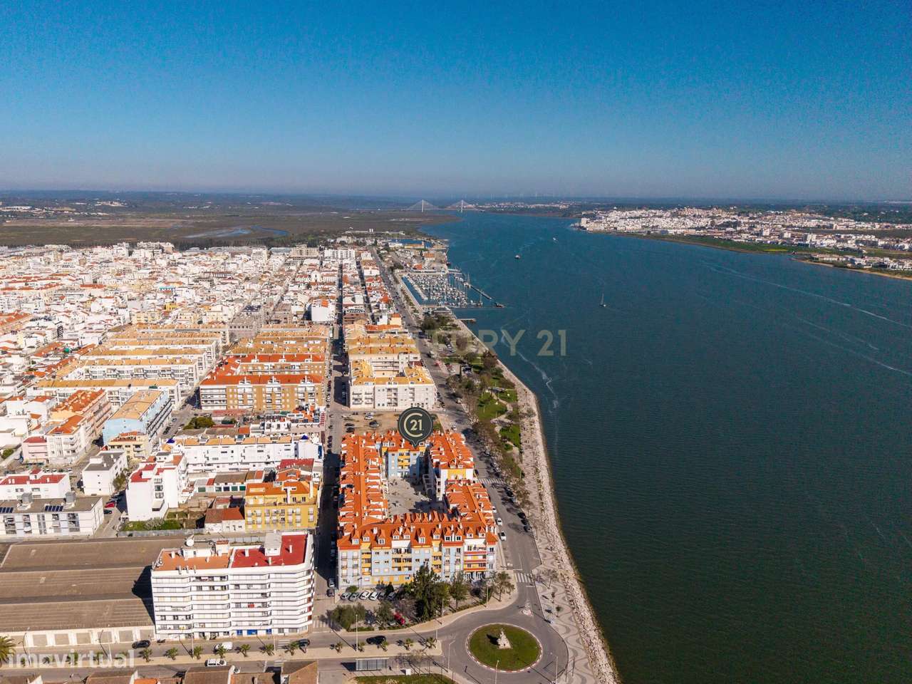 Apartamento T1 | Edifício Guadiana Foz | Vila Real de Santo António - Grande imagem: 2/35