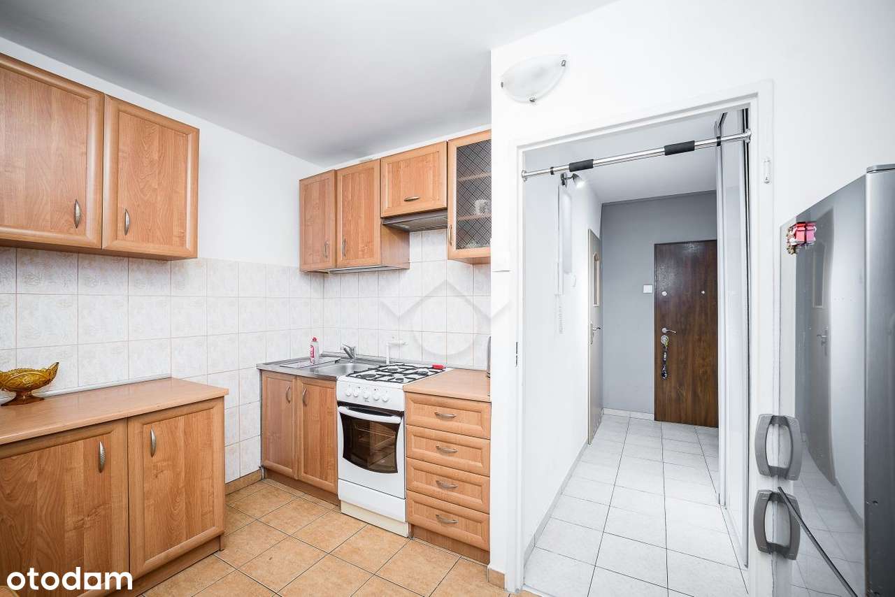 1-pokojowe mieszkanie z osobną kuchnią oraz obszerną loggią-5