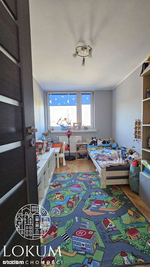 Mieszkanie 4-pokojowe z garażem w Cieplicach.-2