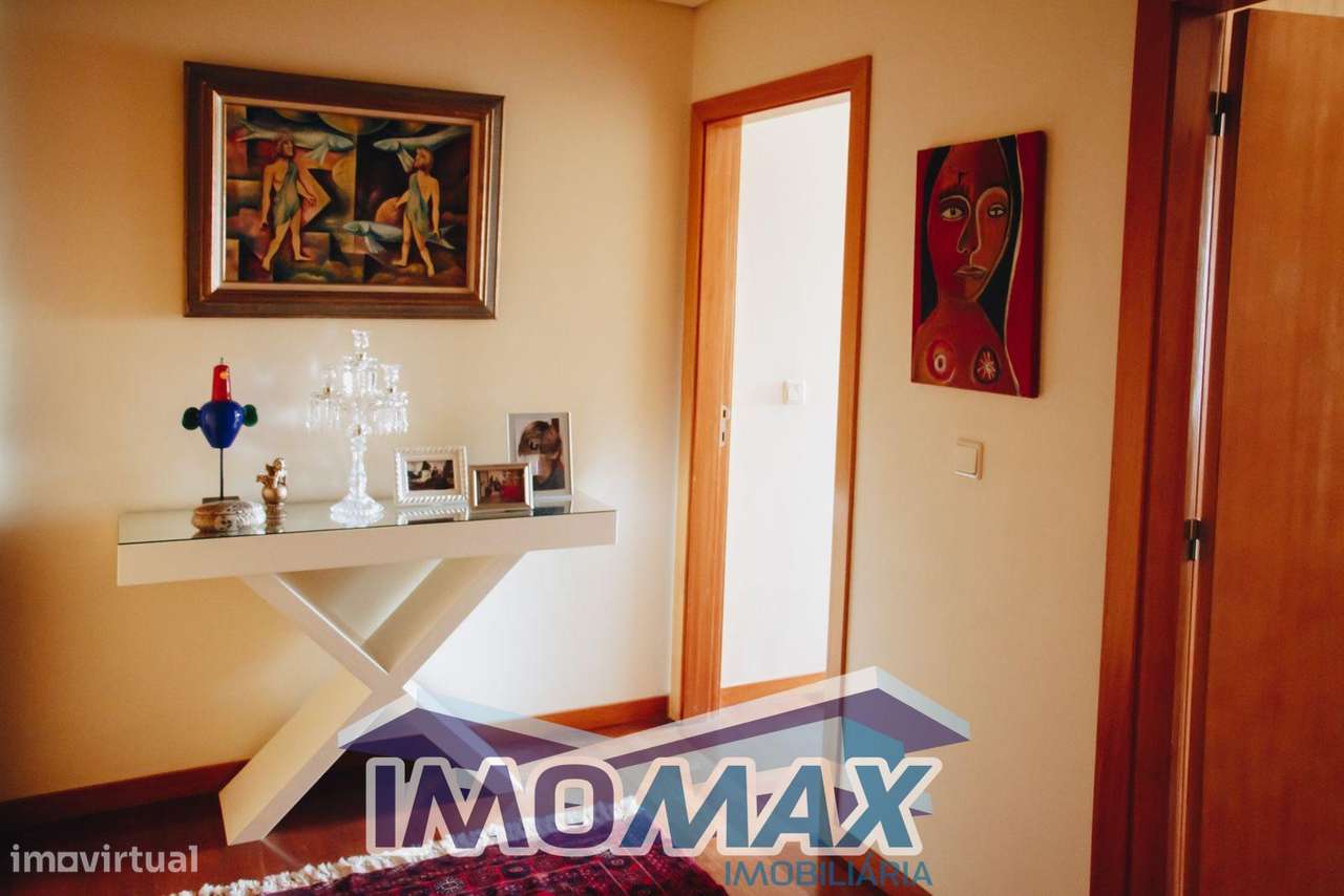 Apartamento T5 Triplex Ameal-28