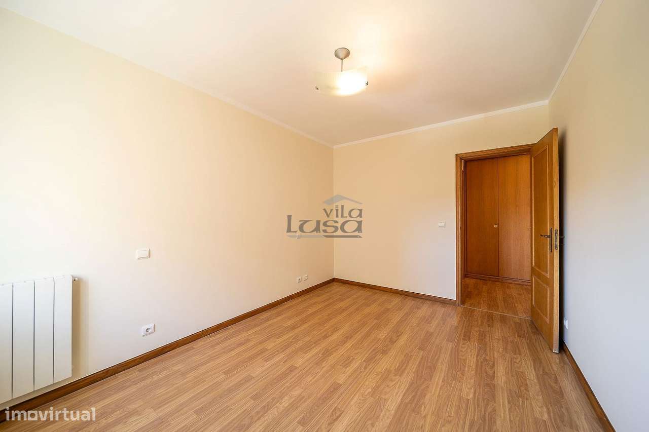 T2 em Seixezelo V.N. de Gaia. com lugar de garagem e arrumos.-24