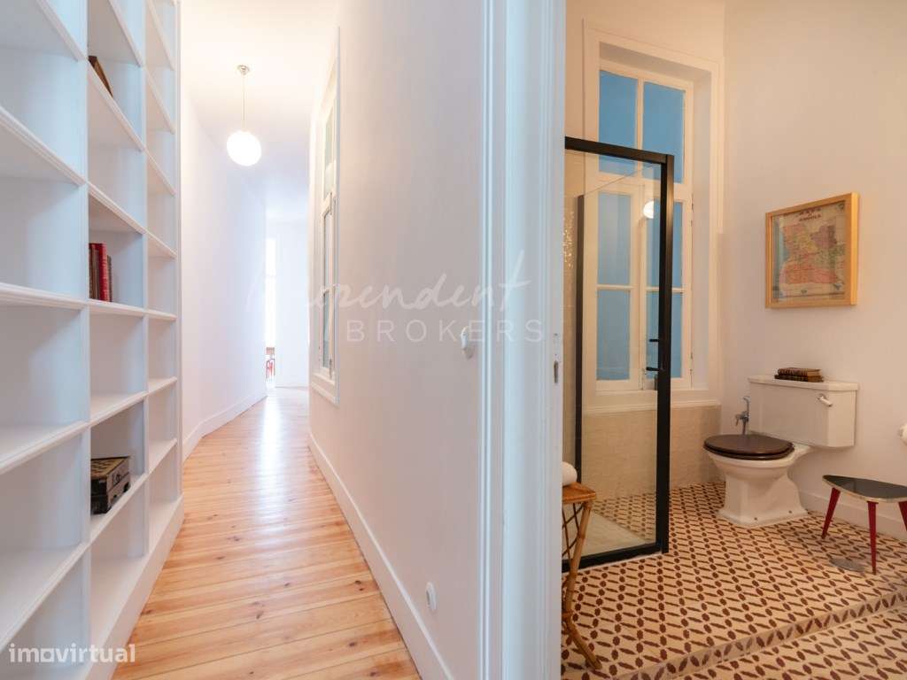 APARTAMENTO T2 COM MUITO CHARME-14