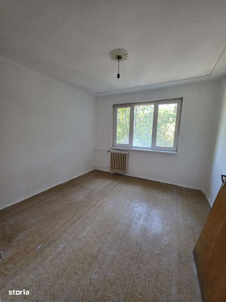 Apartament cu 3 camere de vanzare zona Militari Gorjului / Valea Lunga-4
