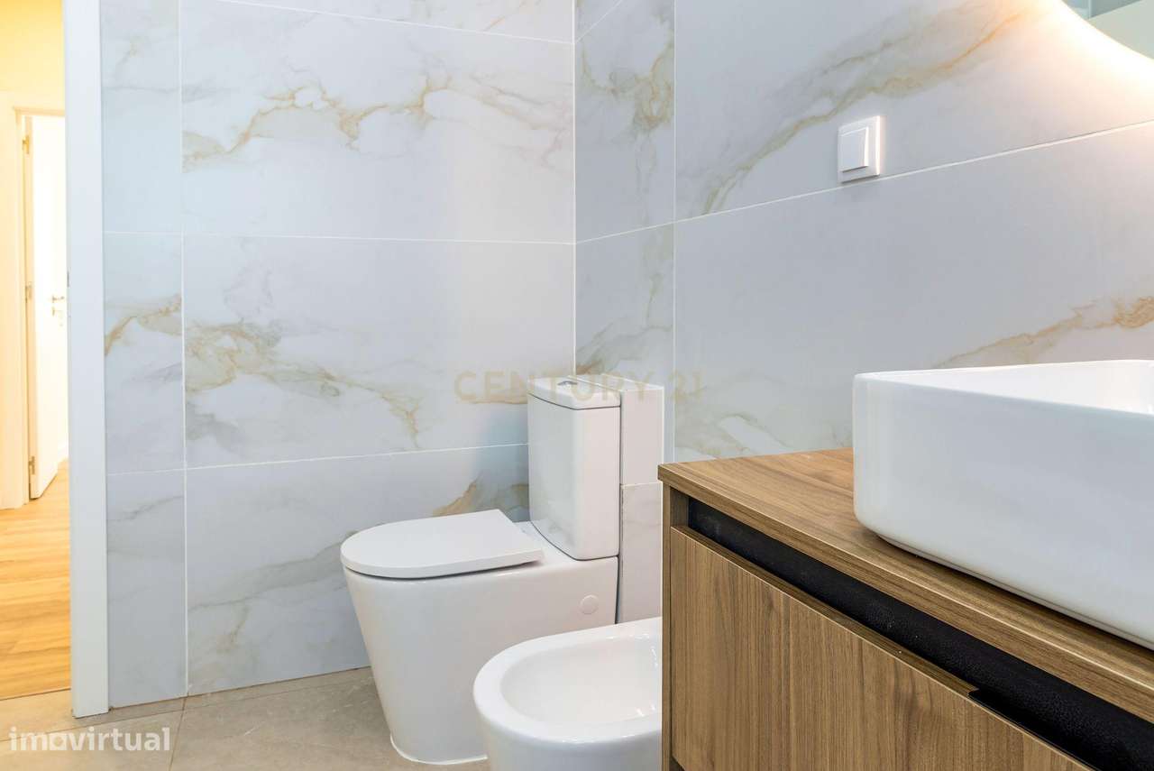 Apartamento T4 integralmente renovado em Alvalade, Lisboa. Em Venda!-16