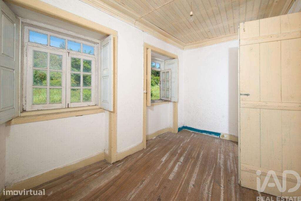 Casa de Campo T2 em Lousã e Vilarinho de 165,00 m2 - Grande imagem: 5/30