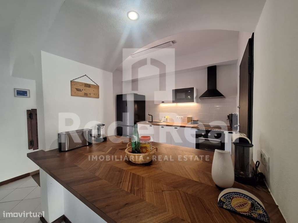 Moradia T3 + 1 com Boas Áreas em Lote de 300 m² - Centro de Albufeira-42