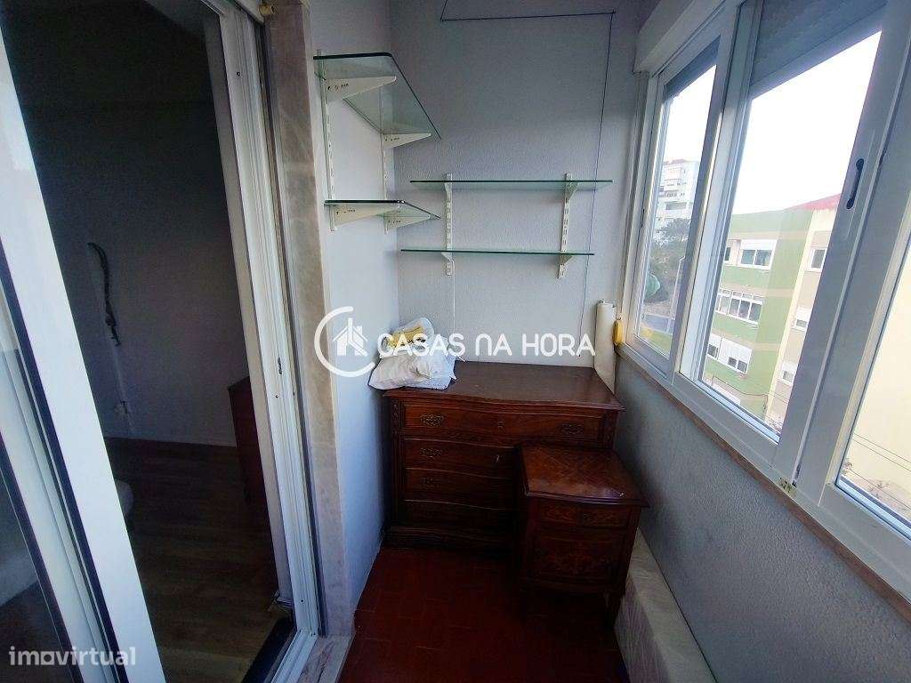 Apartamento T2  A 5 minutos do Metro Odivelas - Odivelas-25