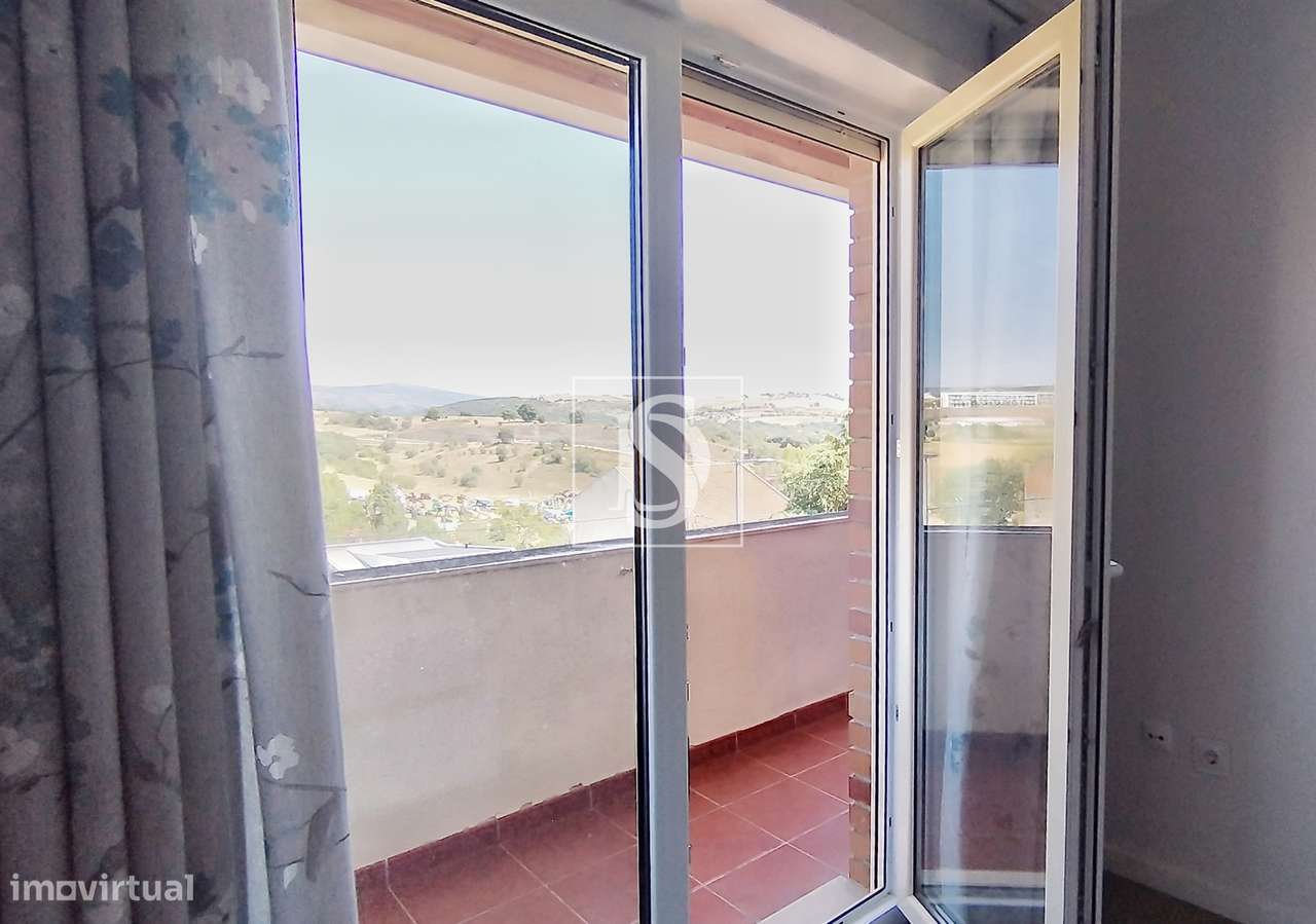 Apartamento T3 Venda em Sé, Santa Maria e Meixedo,Bragança-25
