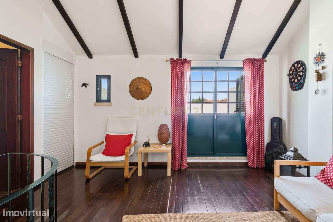 Duplex T2+2 em Lourinhã com Terraço e Proximidade à Praia-32