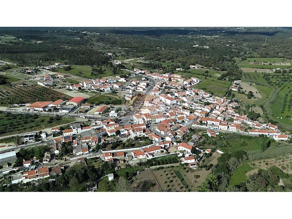 Lote com 350 m2 para construção de moradia e piscina - Grande imagem: 5/9