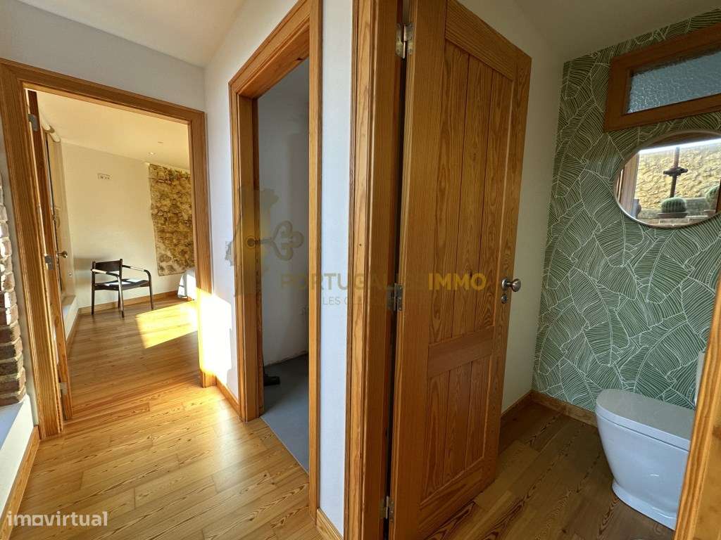 À Venda: Charmosa moradia totalmente renovada.-13