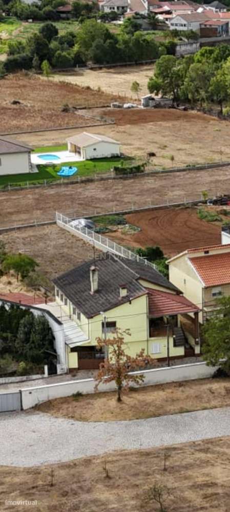 Moradia T4 com Terreno - Salsas - Bragança - Grande imagem: 4/41