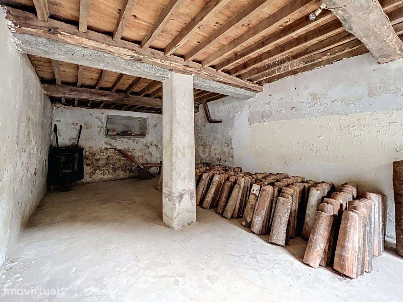 Casa T3 com Vista Mar em Faial da Terra, Povoação-43