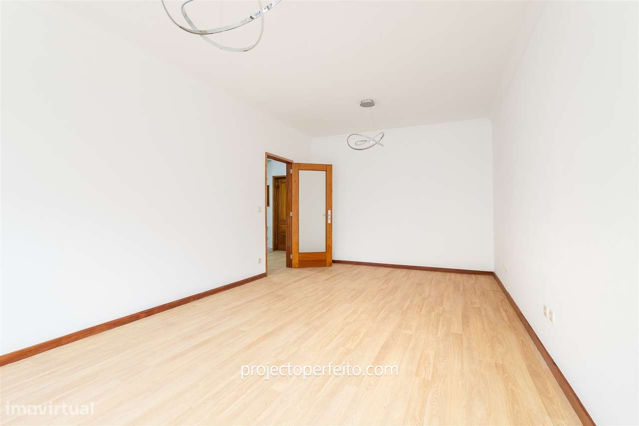 Apartamento T2 Venda em Santa Marinha e São Pedro da Afurada,Vila Nova - Grande imagem: 4/11