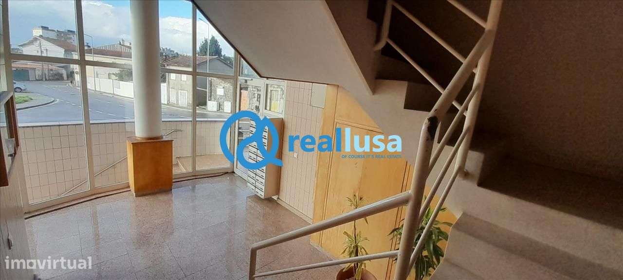 Apartamento T2 c/ garagem Baguim do Monte Gondomar-18