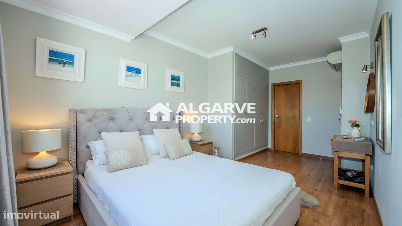 Bonita moradia V4 dentro do campo de golfe e perto de todas as comodid-16