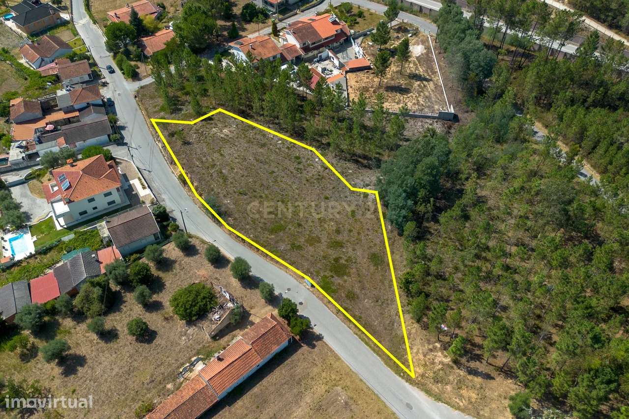 TERRENO PRÓXIMO DO CENTRO DA LOUSÃ E DE MIRANDA DO CORVO E A 2 MINUTOS - Grande imagem: 2/10