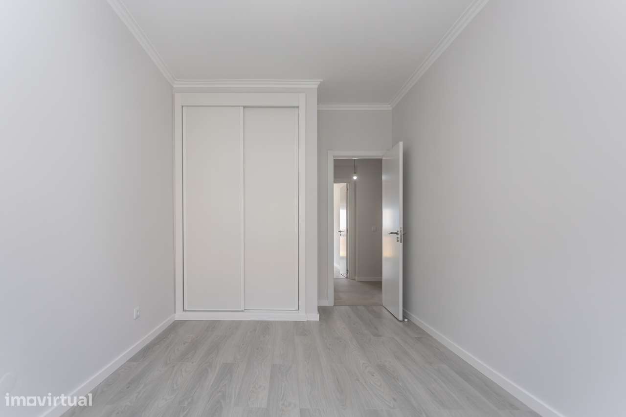 APARTAMENTO T3  REMODELADO CASAL DO MARCO-14
