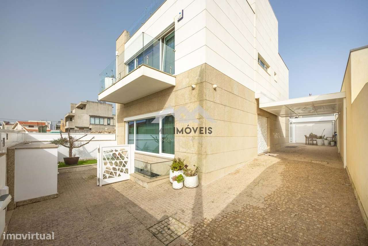 Moradia T3+1 | Lavra - Matosinhos | 2ª Linha de mar - Vista Desafogada-38