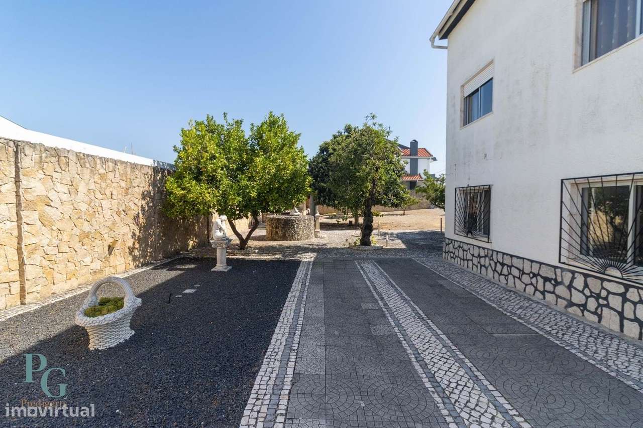 Moradia, 350 m², Fernão Ferro - Grande imagem: 5/56