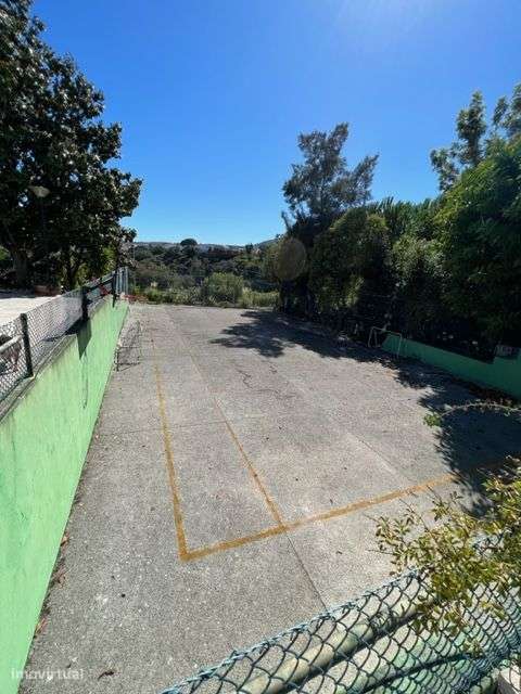 Excelente Moradia c/Piscina, Ringue desportivo, Garagem-54