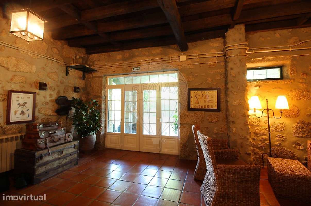 Moradia T10 para venda-25