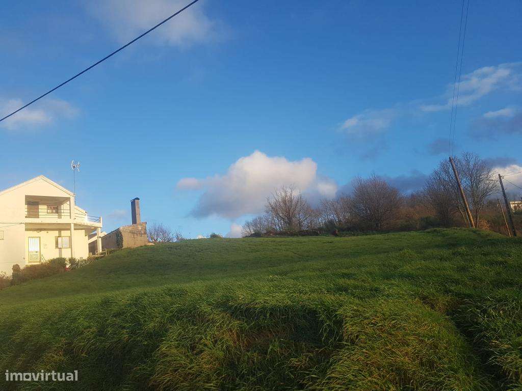 Vende-se Terreno - Grande imagem: 3/8