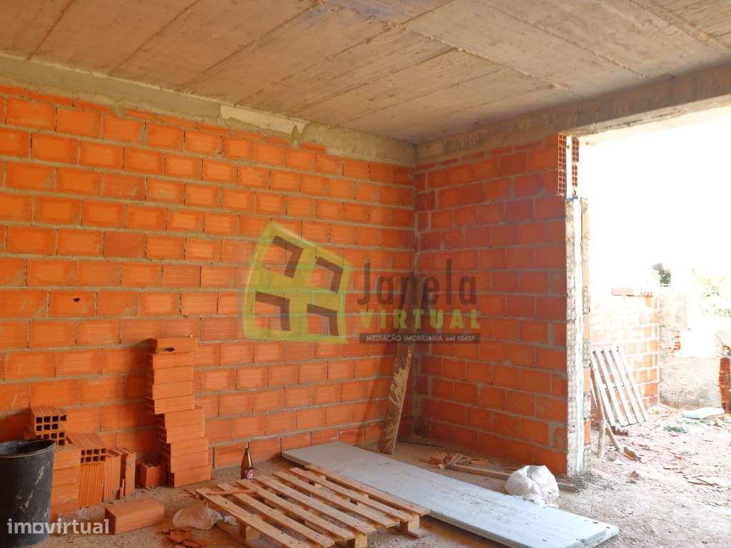 Moradia Geminada T3 em Construção | Fernão Ferro-16