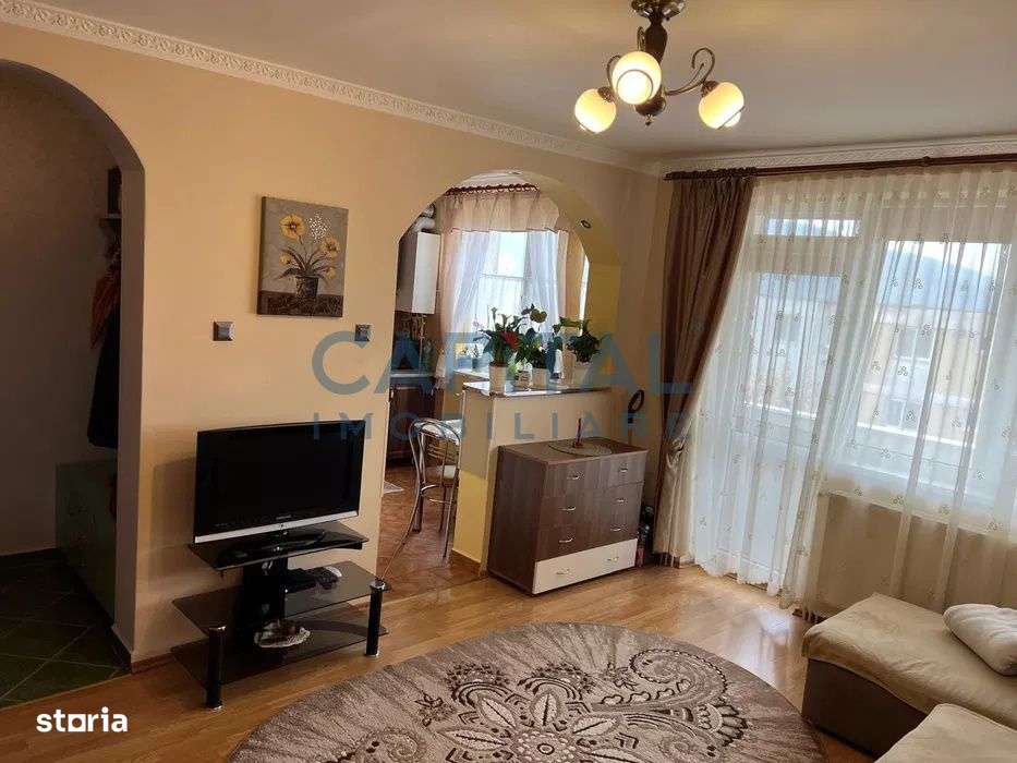 0% Comision! Apartament cu 2 camere de vanzare, Gherla - Imagine principală: 2/8