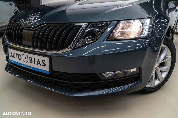 Skoda Octavia 1.6 TDI DSG Style - 11