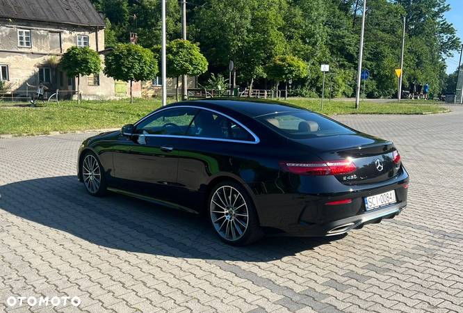 Mercedes-Benz Klasa E 450 Coupe 4-Matic 9G-TRONIC - 4