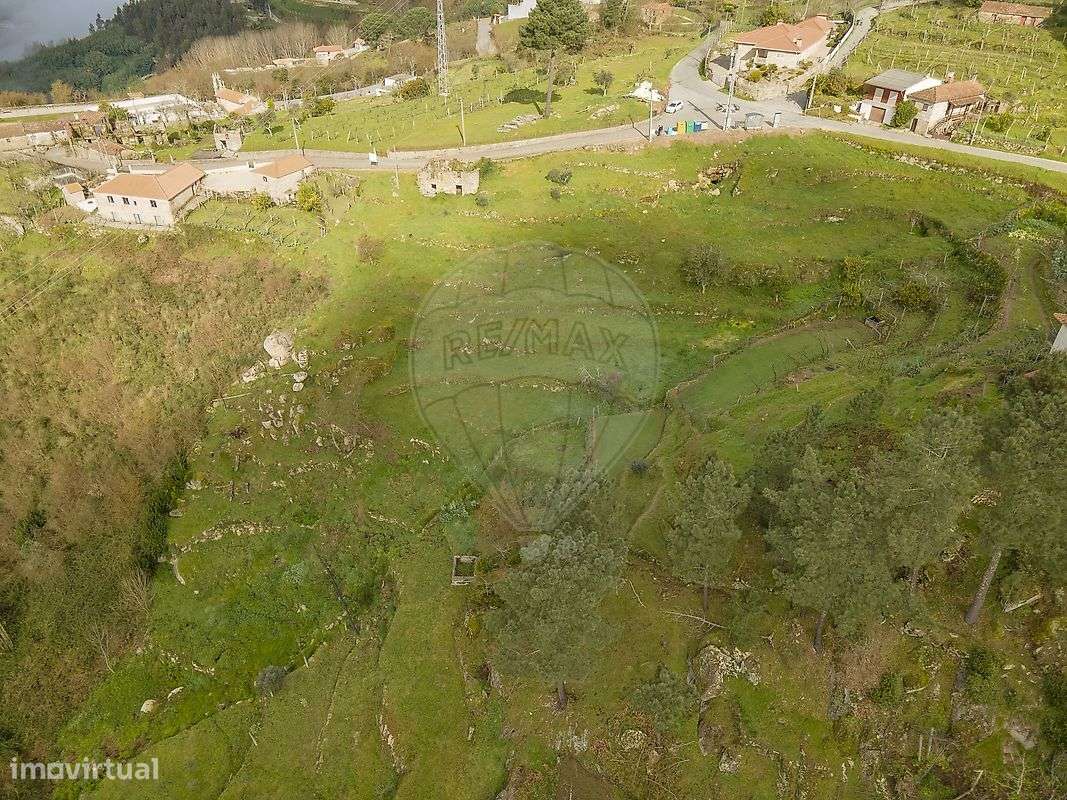 Terreno  para venda - Grande imagem: 2/9