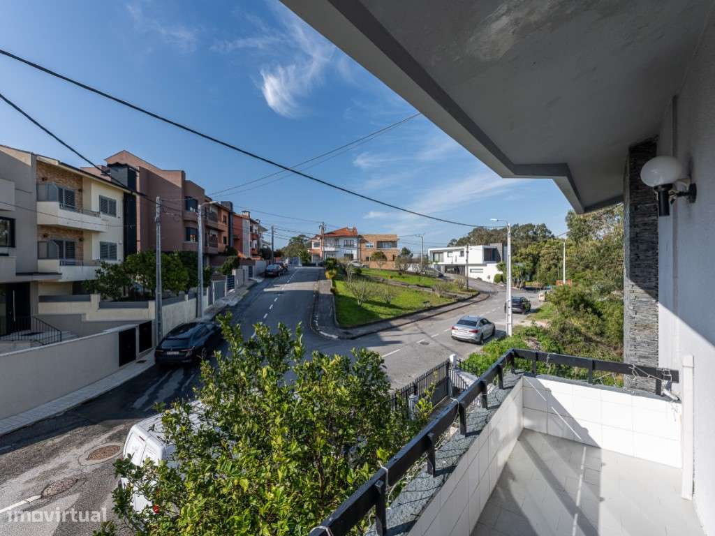 MORADIA T4 ! VARANDAS ! GARAGEM | BAGUIM DO MONTE | GONDOMAR-27