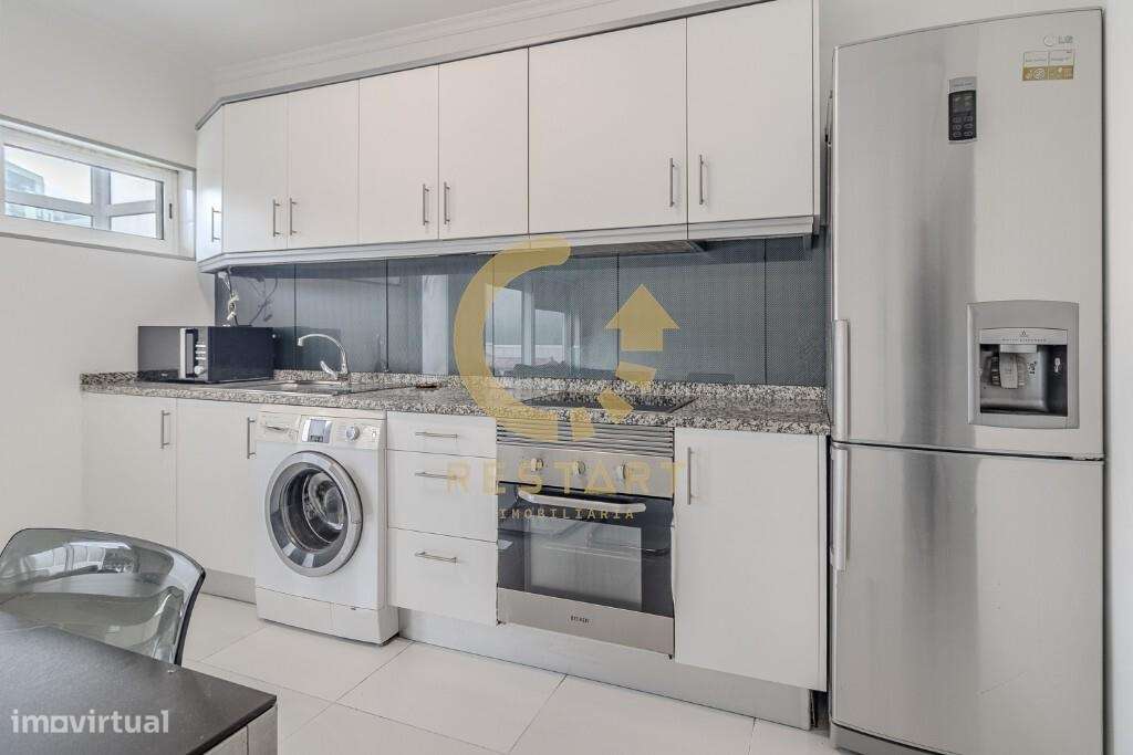 Apartamento T2 com terraço para arrendar no Porto - Grande imagem: 5/26