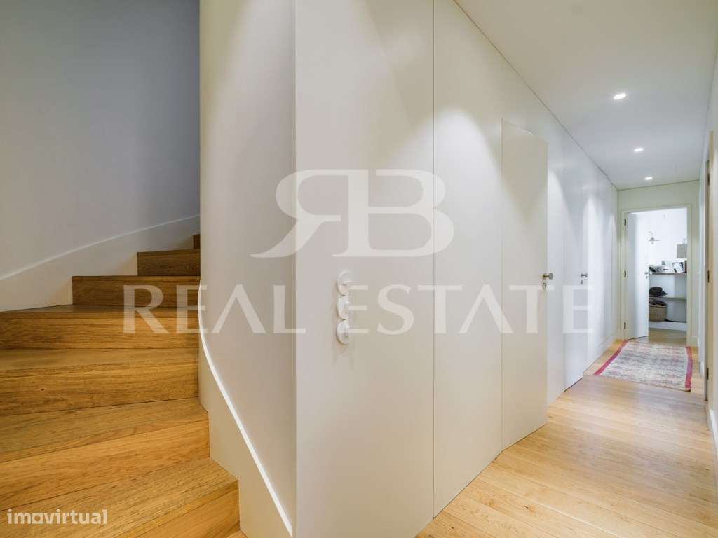 T3 duplex com VISTA + TERRAÇOS + PISCINA + GARAGEM em São Vicente -...-16