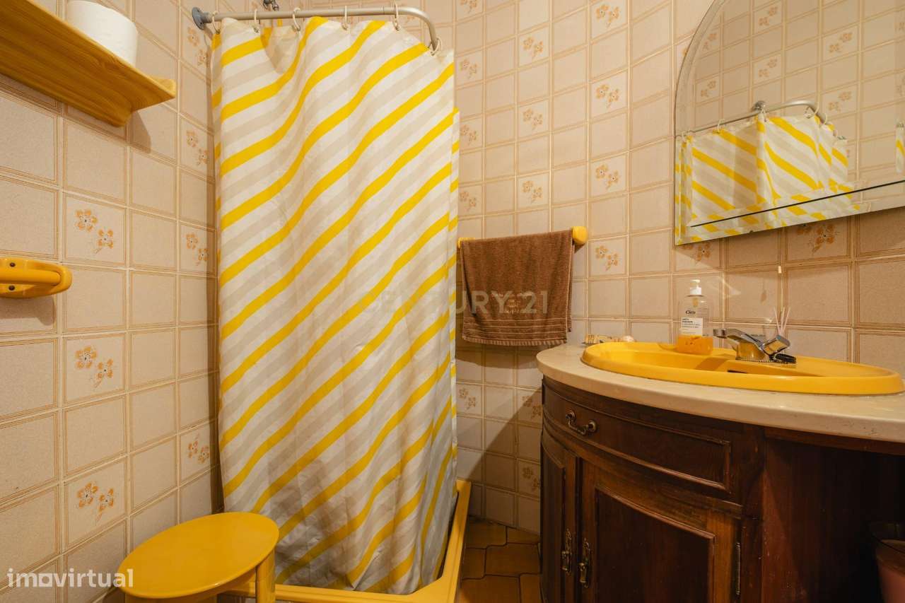 Excelente moradia T3 situada em São Pedro da Cova, Gondomar-32