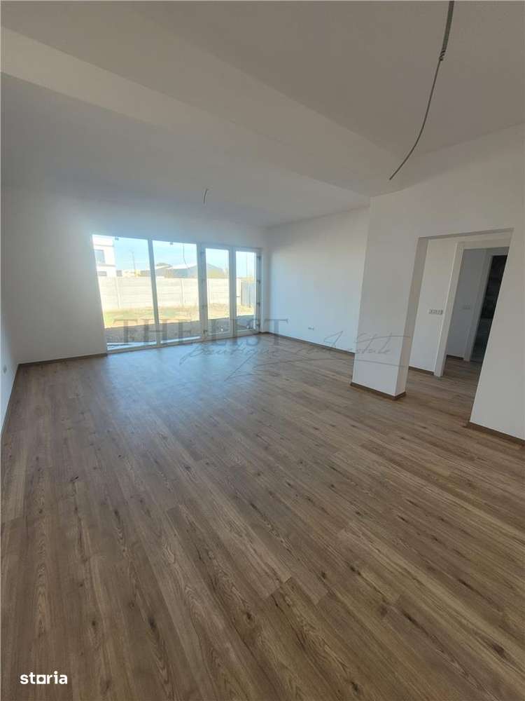 De Vanzare | Casa cu 5 camere | Tunari - Imagine principală: 4/15