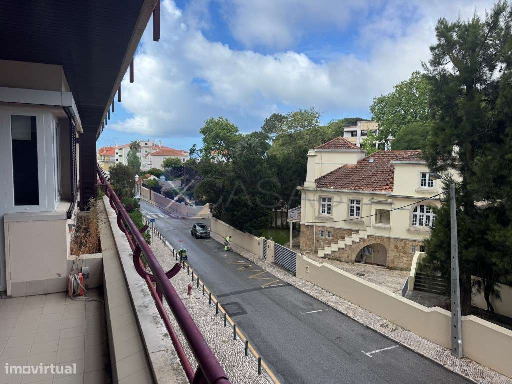 Apartamento T4 para Arrendamento no Estoril - Avenida Aida/ Estoril...-11
