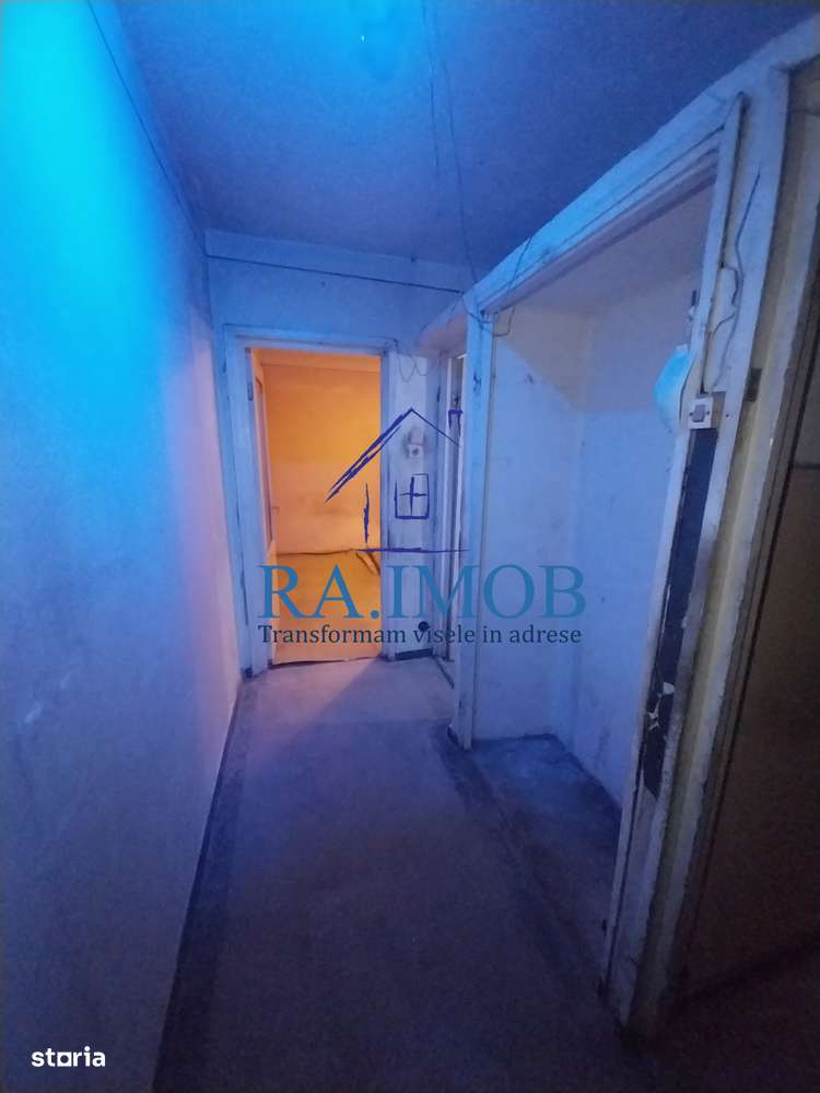 Apartament 2 camere, et 2/4, aleea Strejnic - Vest - 41000 euro-8