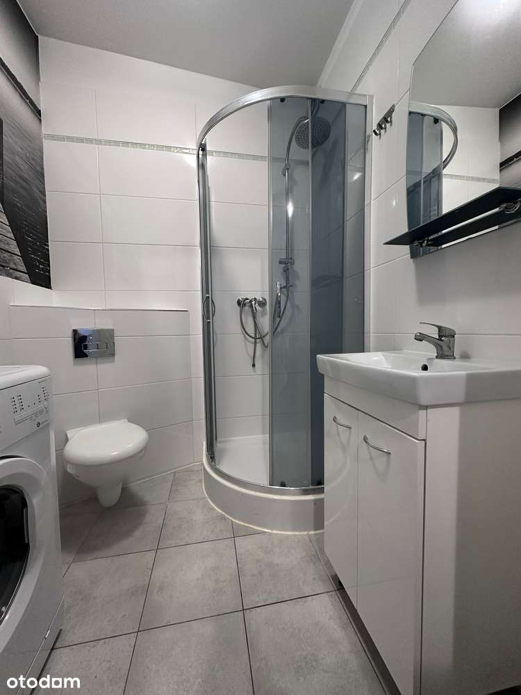 Duża kawalerka w Apartamentowcu z Windą-7