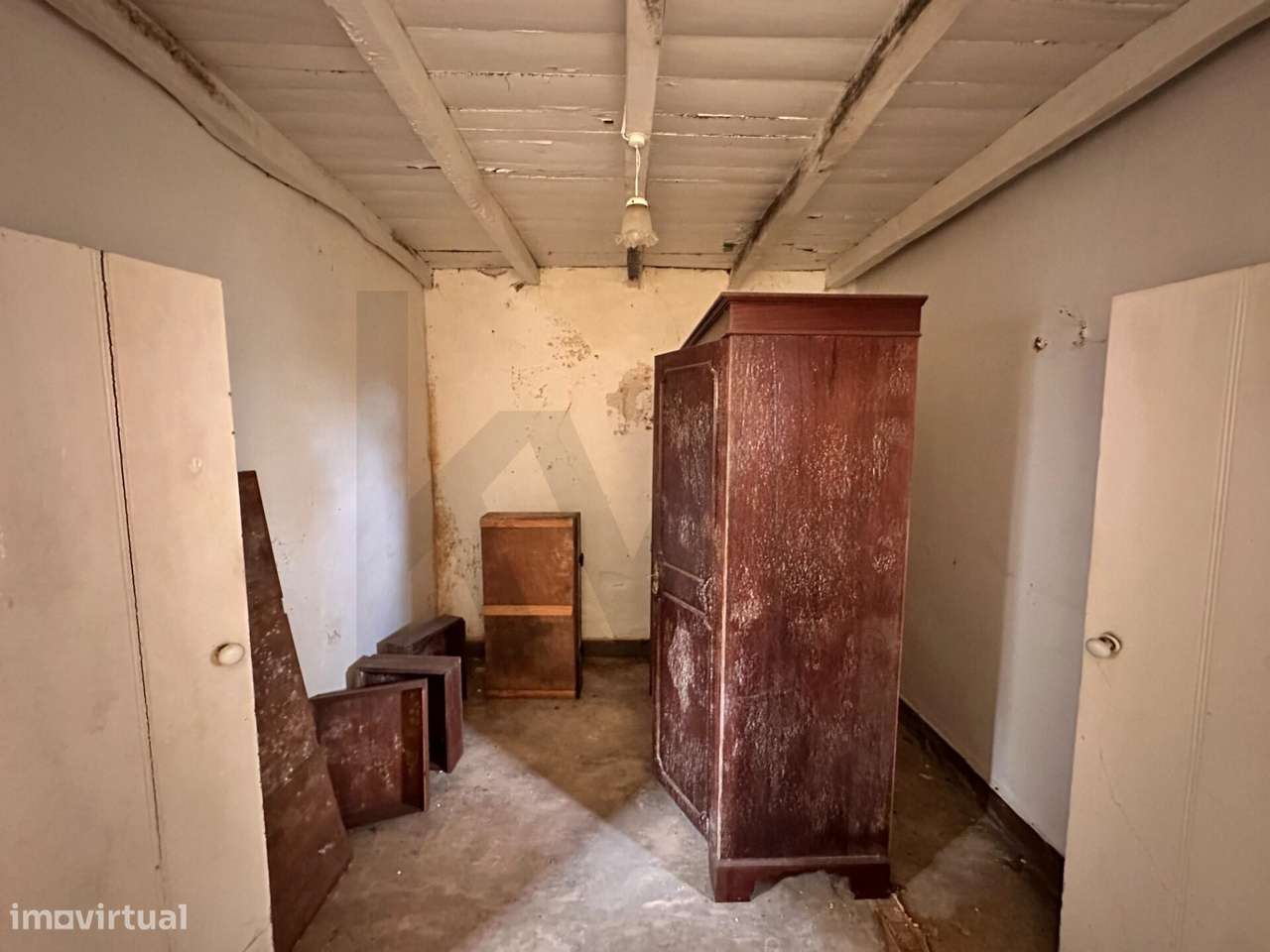 Oportunidade de Investimento em Caniço (Abegoaria): Terreno de 2.324 m-13