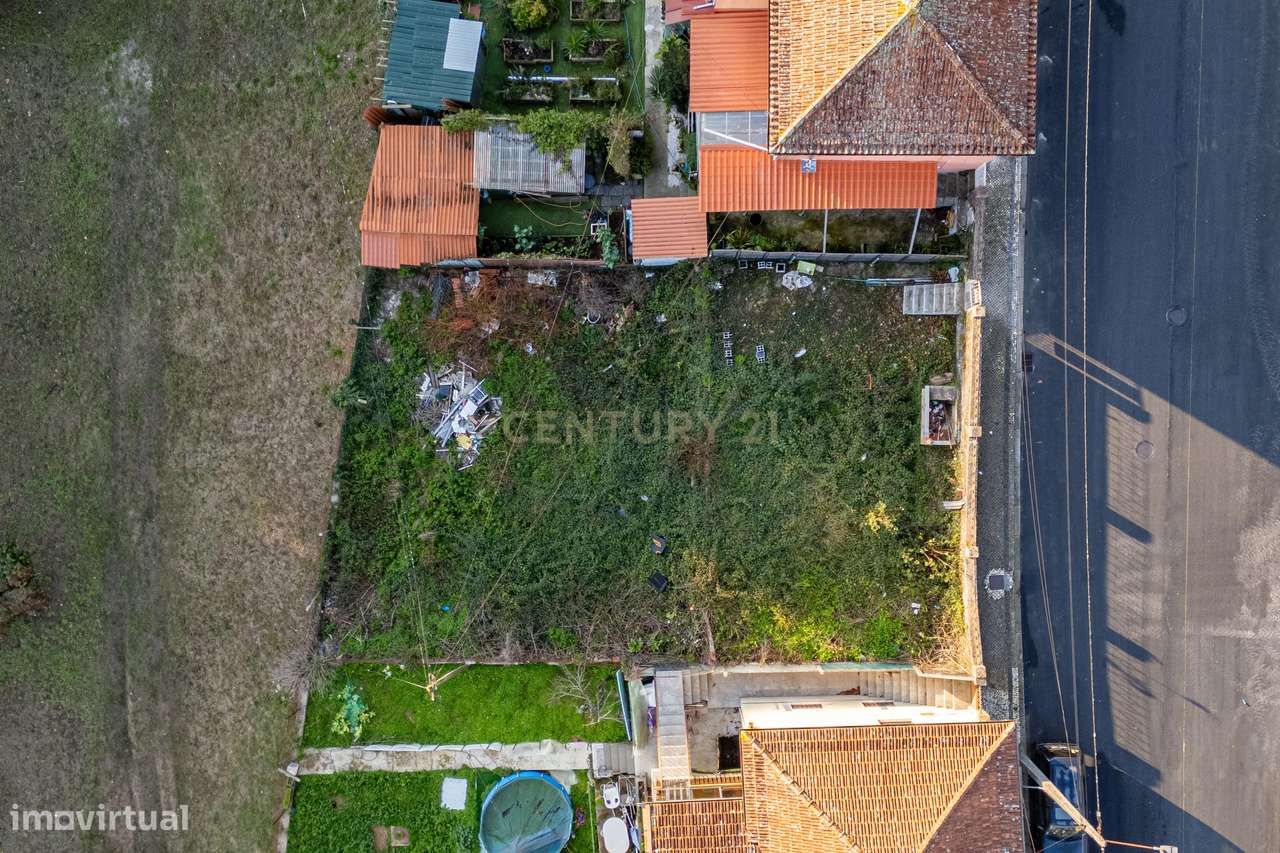 Terreno com PIP APROVADO - S. João da Madeira - Grande imagem: 2/11