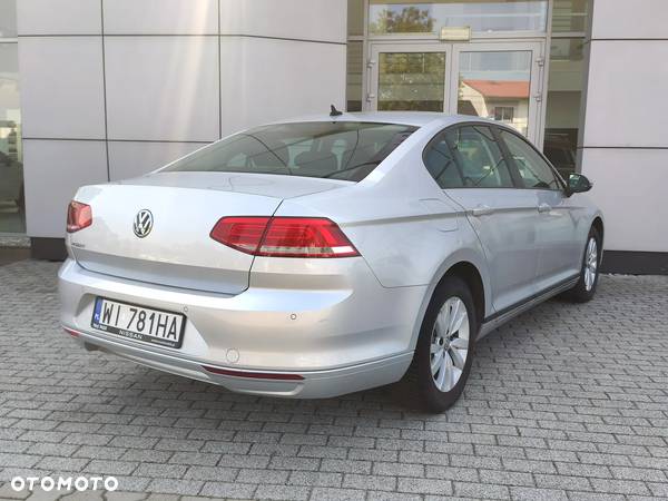 Volkswagen Passat 1.4 TSI BMT Trendline - 6