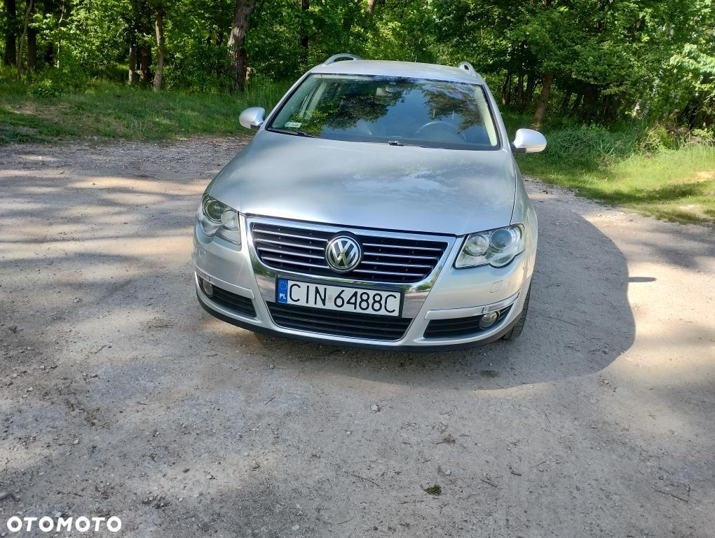 Volkswagen Passat 2.0 TDI DPF DSG Individual - 8