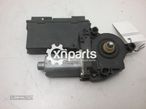 Motor elevador AUDI A4 (8EC, B7) 1.6 | 11.04 - 06.08 Usado REF. FPG 12V 0 130 82... - 2