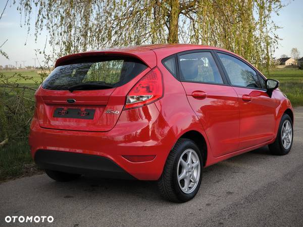 Ford Fiesta 1.25 Ambiente - 11